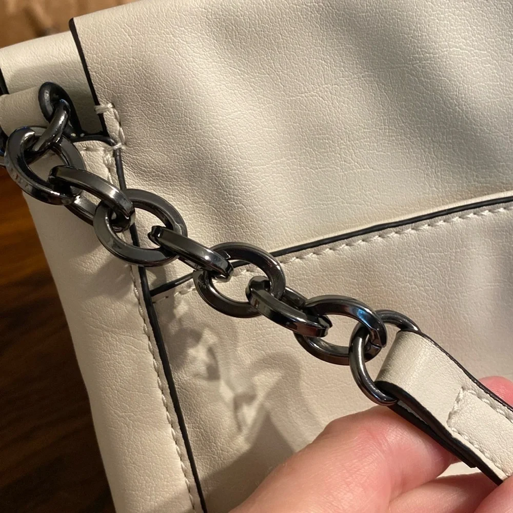 Simply Vera Vera Wang Black White Floral Crossbody Shoulder Bag Gunmetal Chain